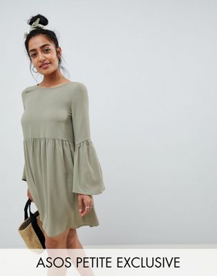 DESIGN Petite fluted sleeve smock mini dress