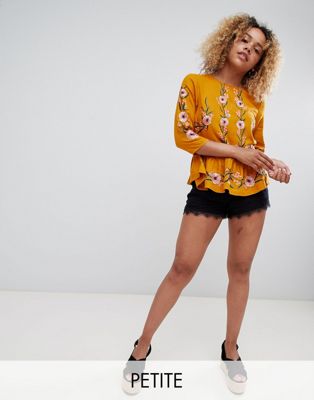 New Look petite jacquard shorts