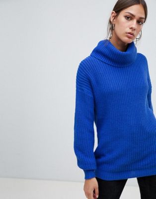 b.Young high neck sweater