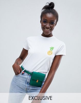 Made In Kenya t-shirt with pineapple motif