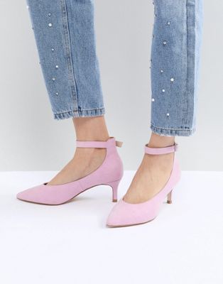 DESIGN Simi Kitten Heels