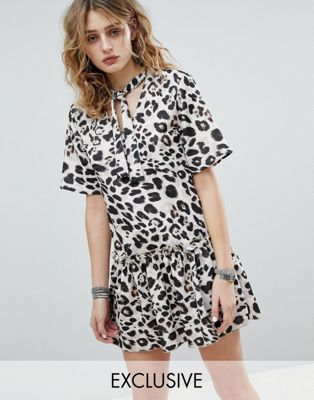 Milk It Vintage Smock Dress In Leopard