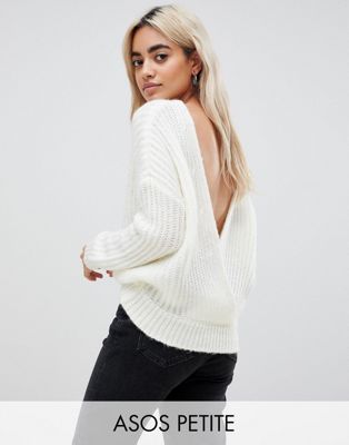 DESIGN Petite chunky sweater with v back
