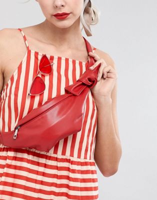 Liquorish Fanny Pack