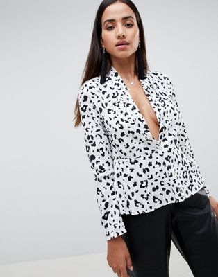 DESIGN Waisted Plunge Top In Mono Animal Print