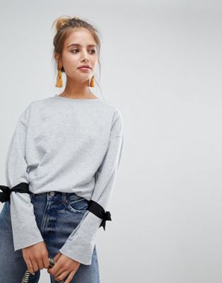 Glamorous sweatshirt with tie details