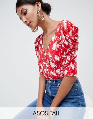 DESIGN Tall top with puff sleeve and wrap detail in red base floral